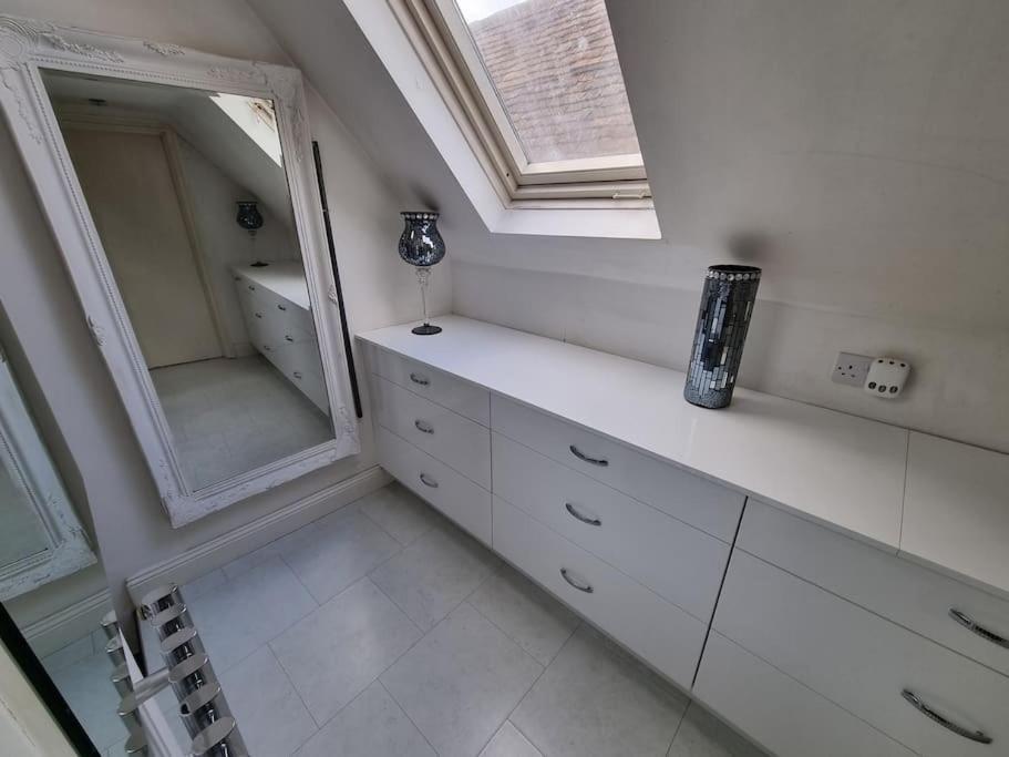 Beautiful Apartment In The Heart Of Rochester Rochester  Exterior foto